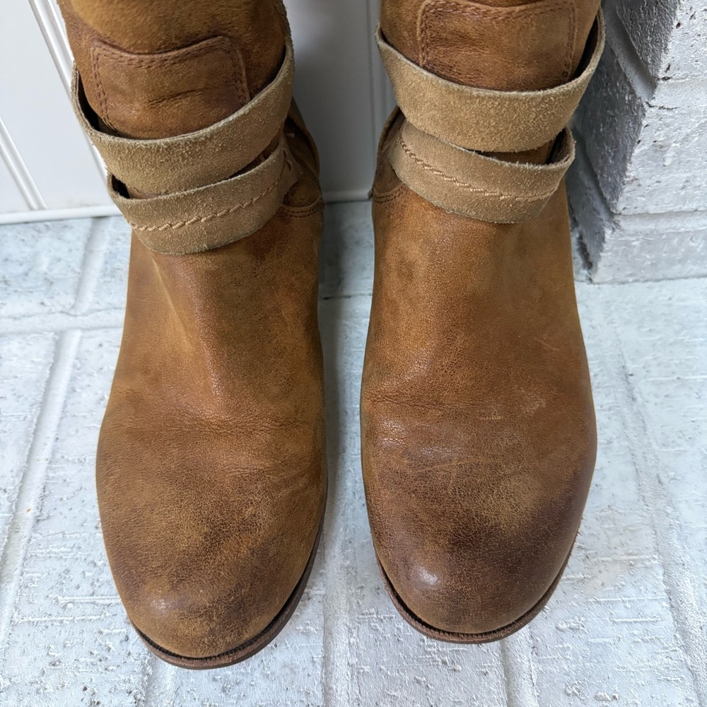 UGG Australia Darcie Leather Riding Boots - Picture 4 of 15